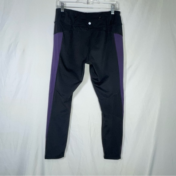 Avia Women’s Athletic Wear Side Striped Leggings - Picture 4 of 6